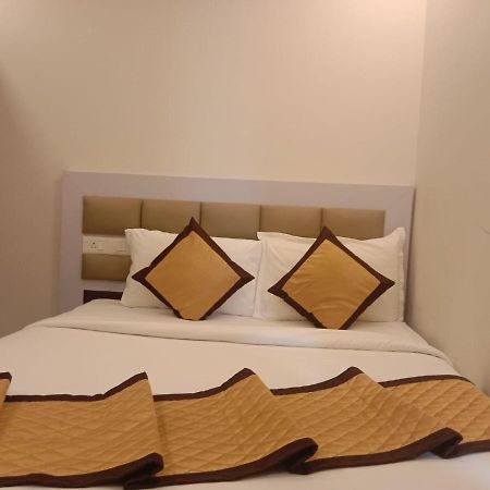 Clarks Inn Express ,Sirkazhi Buitenkant foto