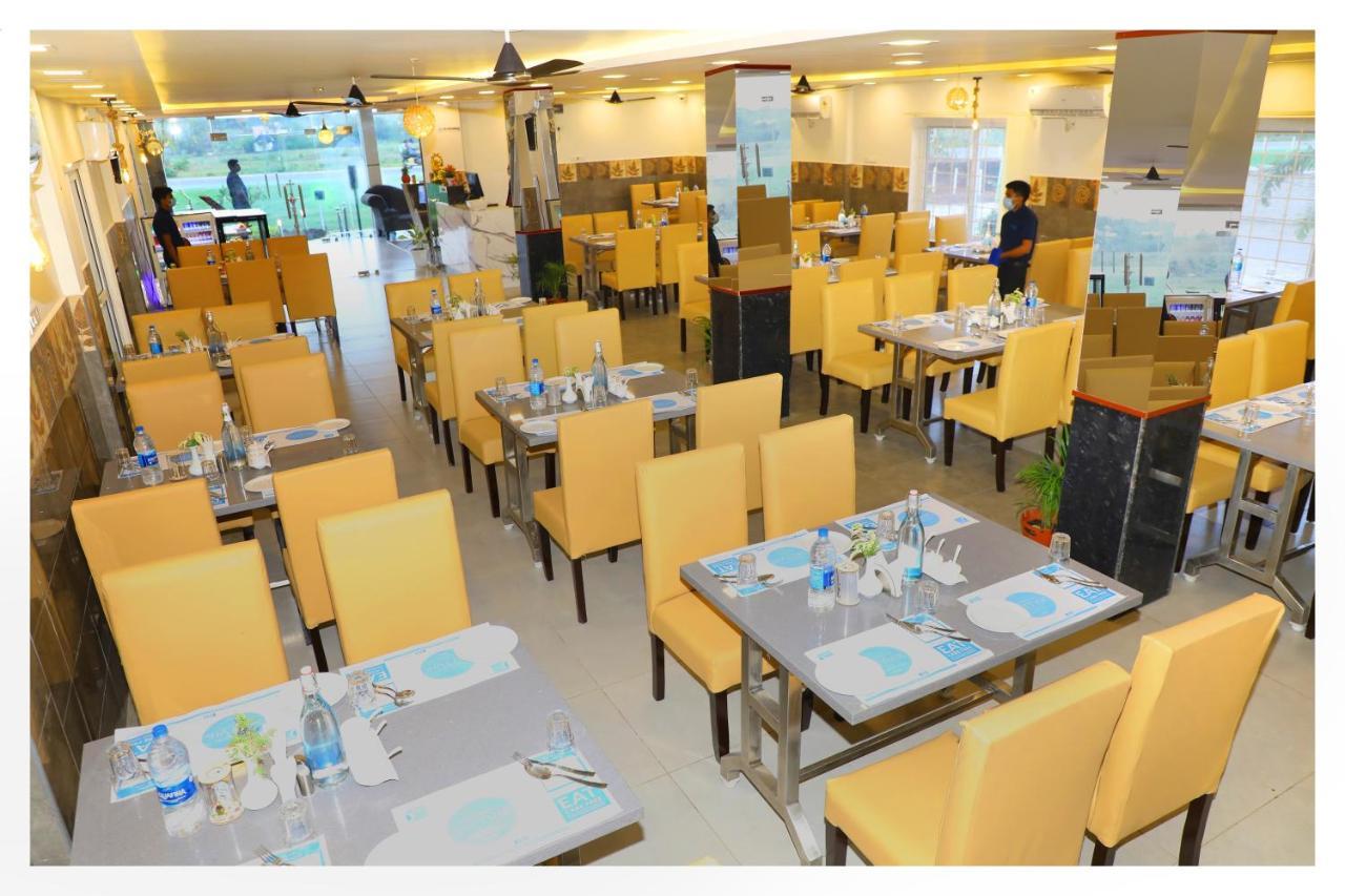 Clarks Inn Express ,Sirkazhi Buitenkant foto