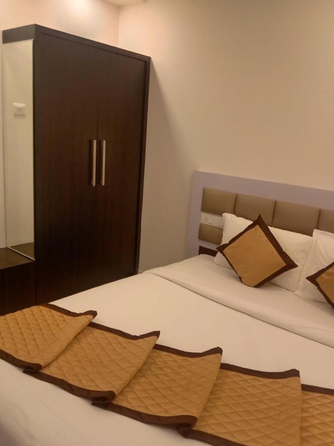 Clarks Inn Express ,Sirkazhi Buitenkant foto